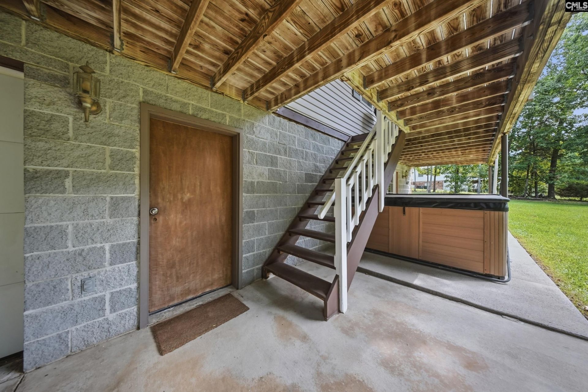 119 Derrick Drive Photo 47