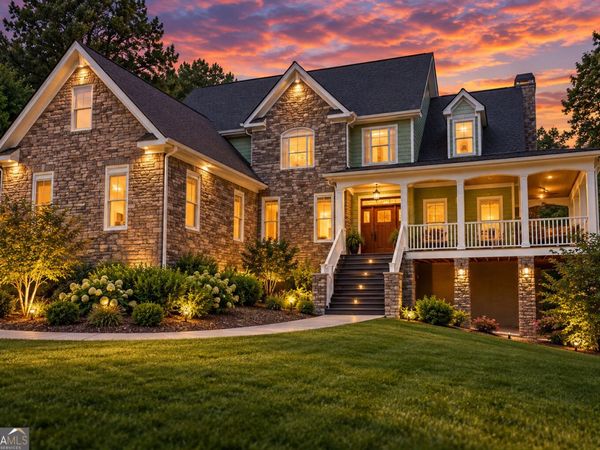 125 Costleys Bridge Drive, Oxford, GA 30054