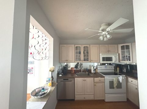 Main Photo