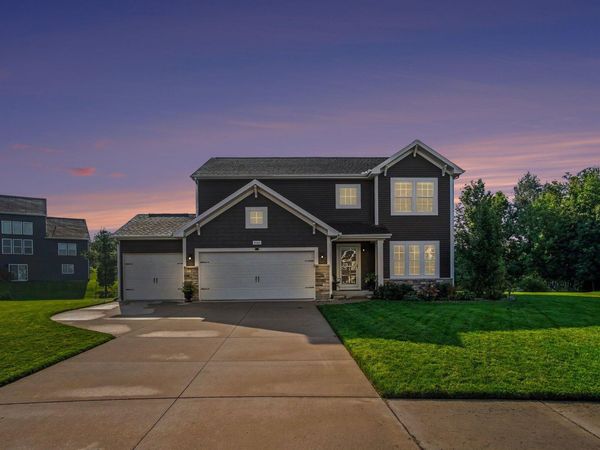 8866 Cobble Drive SW, Byron Center, MI 49315