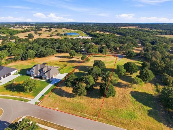 4101 Highland Oaks Lane , Cleburne, TX 76031