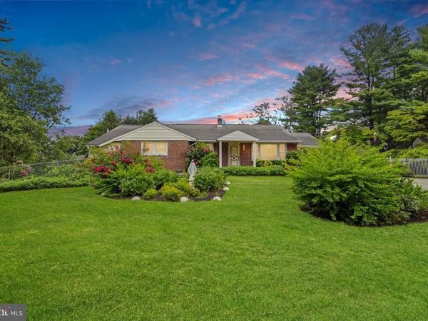 2084 DUTTON MILL ROAD , NEWTOWN SQUARE, PA 19073