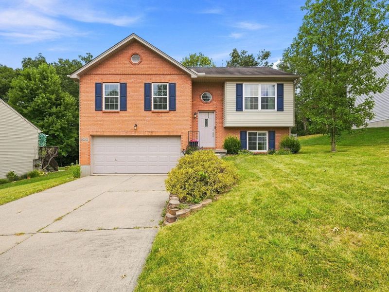 2076 Gribble Drive, Covington, KY 41017 Photo 2