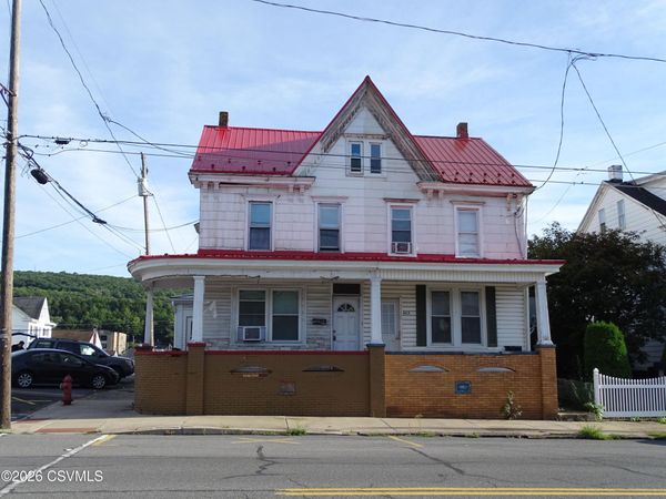 400 W 3RD Street, Mt. Carmel, PA 17851