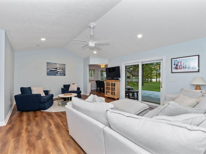 226 Waynoka Drive, Franklin Township, OH 45171 Photo 12