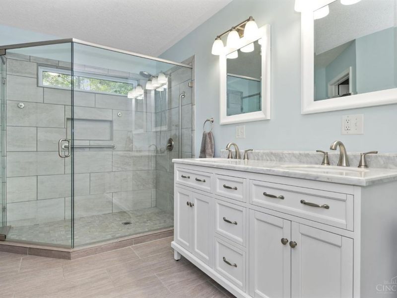 226 Waynoka Drive, Franklin Township, OH 45171 Photo 27