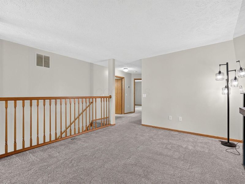653 Millcrest Drive, Unit 653, Marysville, OH 43040 Photo 16