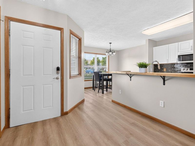 653 Millcrest Drive, Unit 653, Marysville, OH 43040 Photo 4