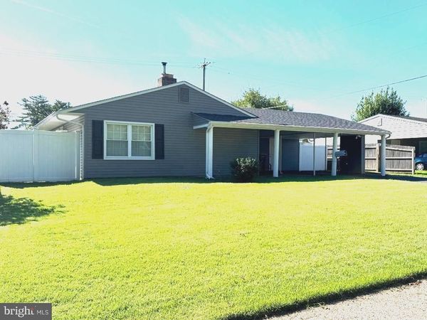 36 FOREST LANE , LEVITTOWN, PA 19055