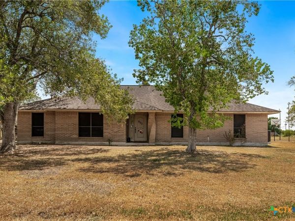 513 Bambi Drive, Victoria, TX 77904