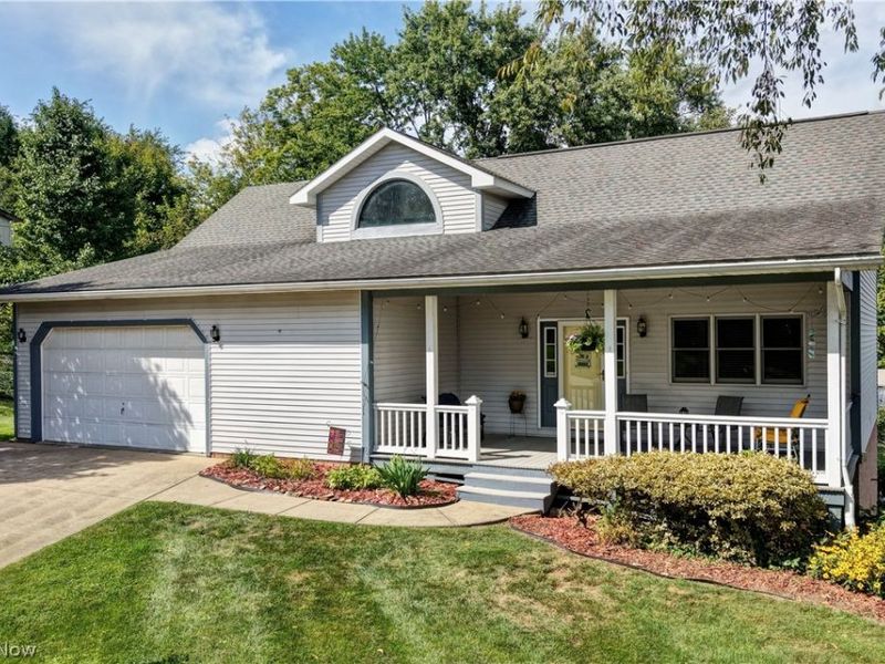 525 Rankin Court SW, New Philadelphia, OH 44663 Photo 2