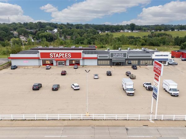 190 John F Kennedy Road, Dubuque, IA 52001
