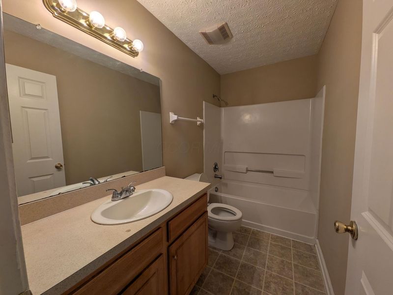 3417 Quinlan Boulevard, Canal Winchester, OH 43110 Photo 6