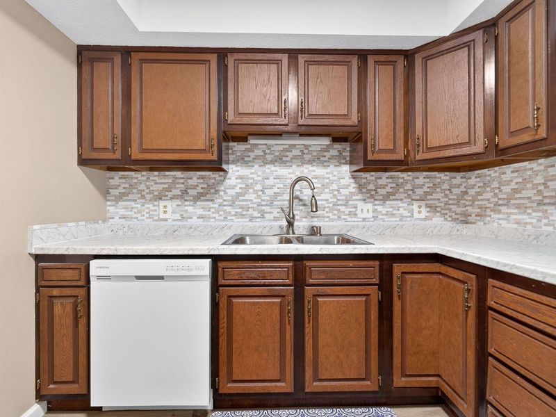 837 W 6th Street, Marysville, OH 43040 Photo 18