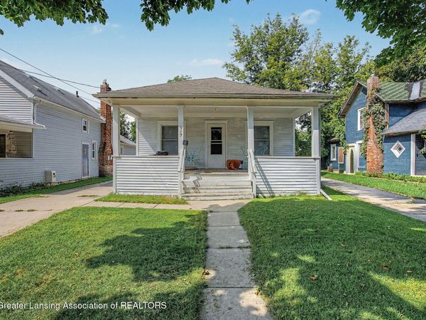 927 Clark Street, Lansing, MI 48906