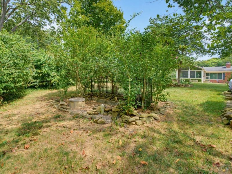 699 Eversole Road, Anderson Township, OH 45230 Photo 59
