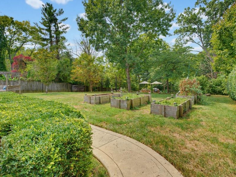 699 Eversole Road, Anderson Township, OH 45230 Photo 64