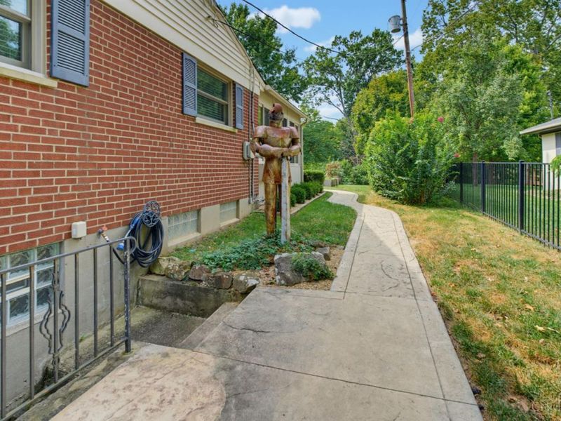 699 Eversole Road, Anderson Township, OH 45230 Photo 65