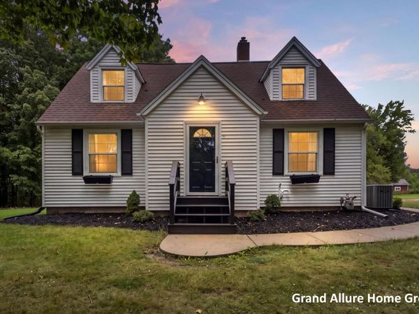 5119 18 Mile Road NE, Cedar Springs, MI 49319