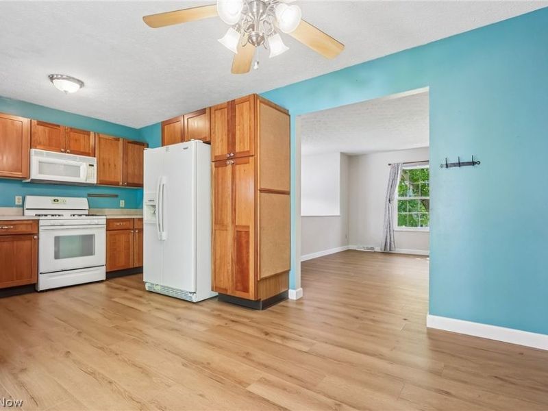 1283 Denise Drive, Kent, OH 44240 Photo 9