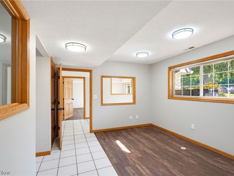 11316 Cleveland Avenue NW, Uniontown, OH 44685 Photo 29