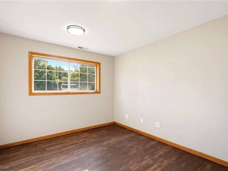 11316 Cleveland Avenue NW, Uniontown, OH 44685 Photo 31