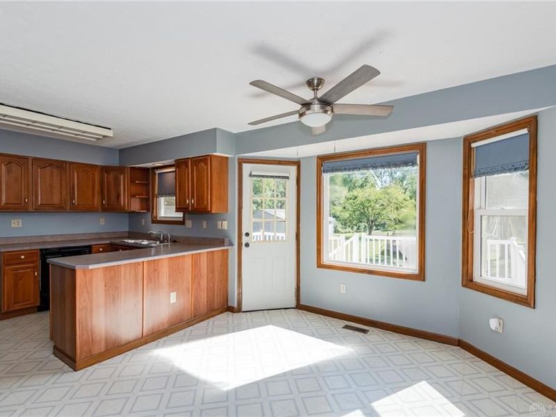 6705 Bethelville Drive, New Carlisle, OH 45344 Photo 14
