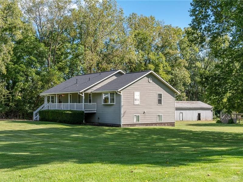 6705 Bethelville Drive, New Carlisle, OH 45344 Photo 5