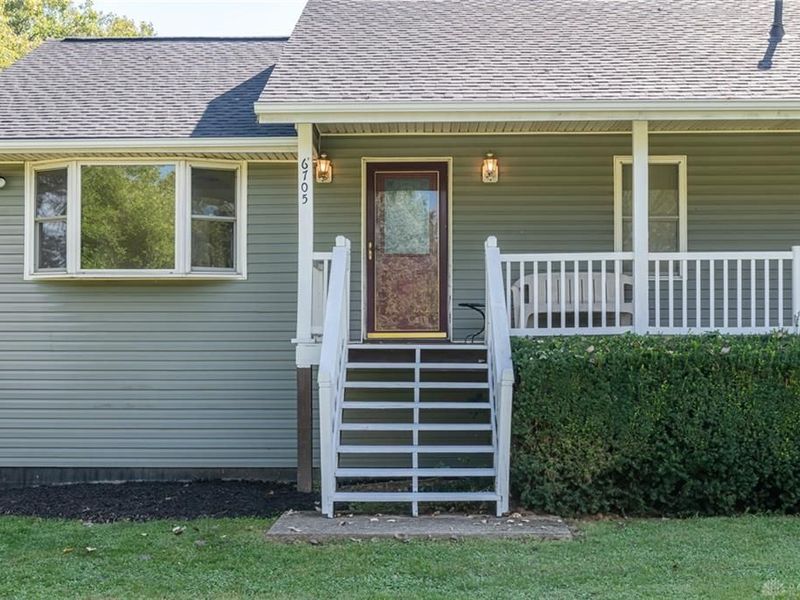 6705 Bethelville Drive, New Carlisle, OH 45344 Photo 7