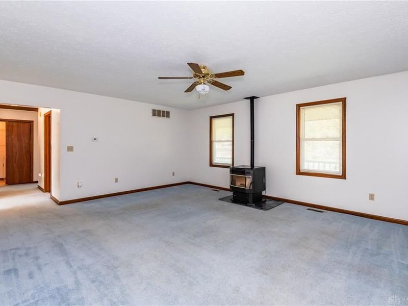 6705 Bethelville Drive, New Carlisle, OH 45344 Photo 9