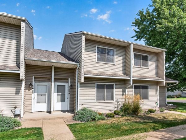 4464 Mccoll Drive , Savage, MN 55378
