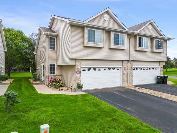 4919 132nd Way N, Hugo, MN 55038