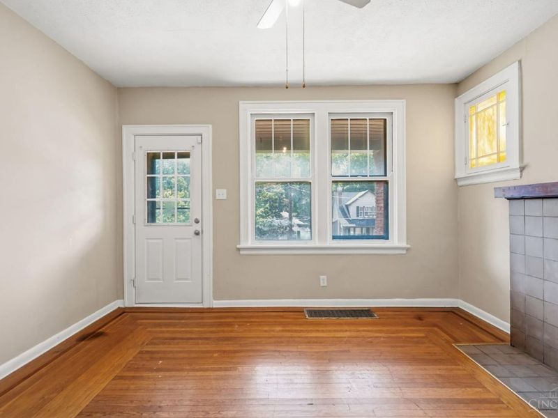 4526 Clearview Avenue, Cincinnati, OH 45205 Photo 2