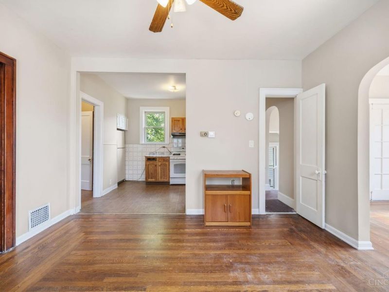 4526 Clearview Avenue, Cincinnati, OH 45205 Photo 30