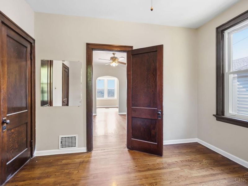 4526 Clearview Avenue, Cincinnati, OH 45205 Photo 36
