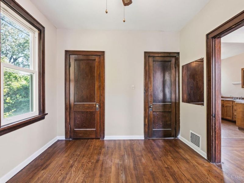 4526 Clearview Avenue, Cincinnati, OH 45205 Photo 37