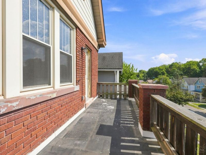 4526 Clearview Avenue, Cincinnati, OH 45205 Photo 42
