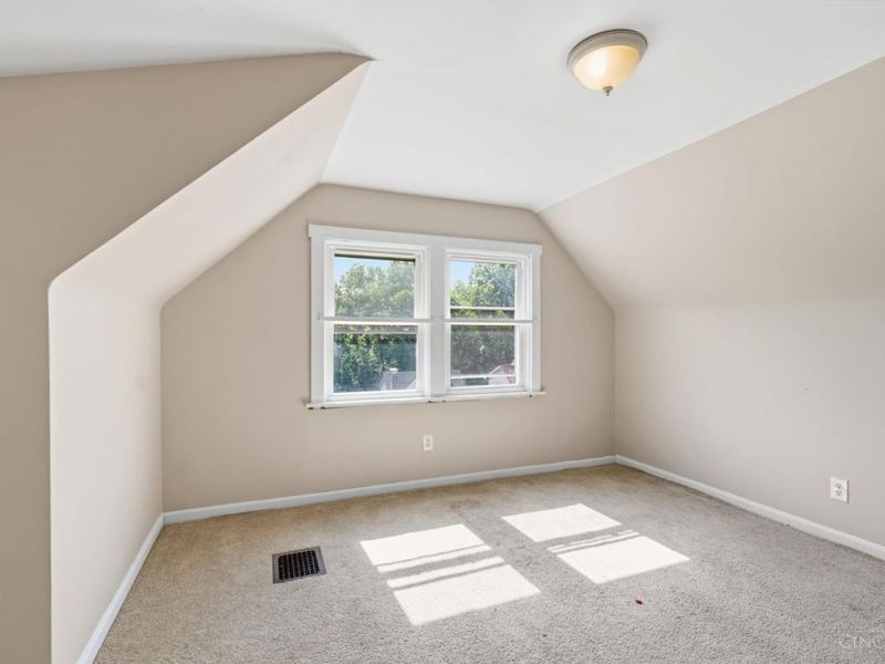 4526 Clearview Avenue, Cincinnati, OH 45205 Photo 45