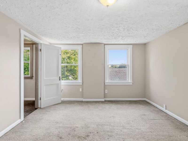 4526 Clearview Avenue, Cincinnati, OH 45205 Photo 47