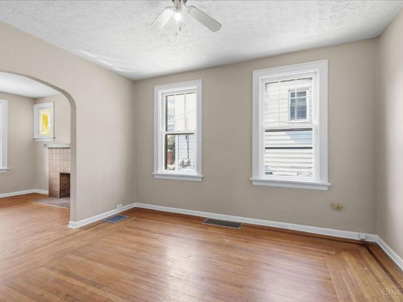 4526 Clearview Avenue, Cincinnati, OH 45205 Photo 7