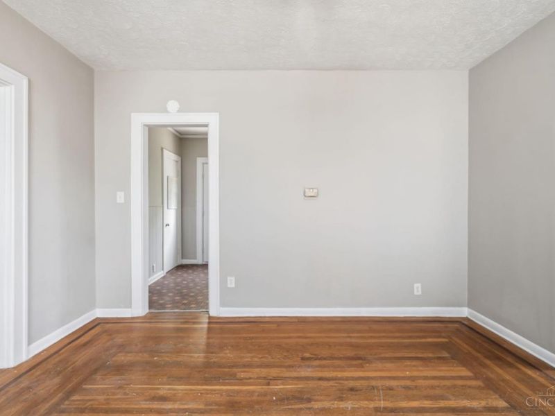 4526 Clearview Avenue, Cincinnati, OH 45205 Photo 9
