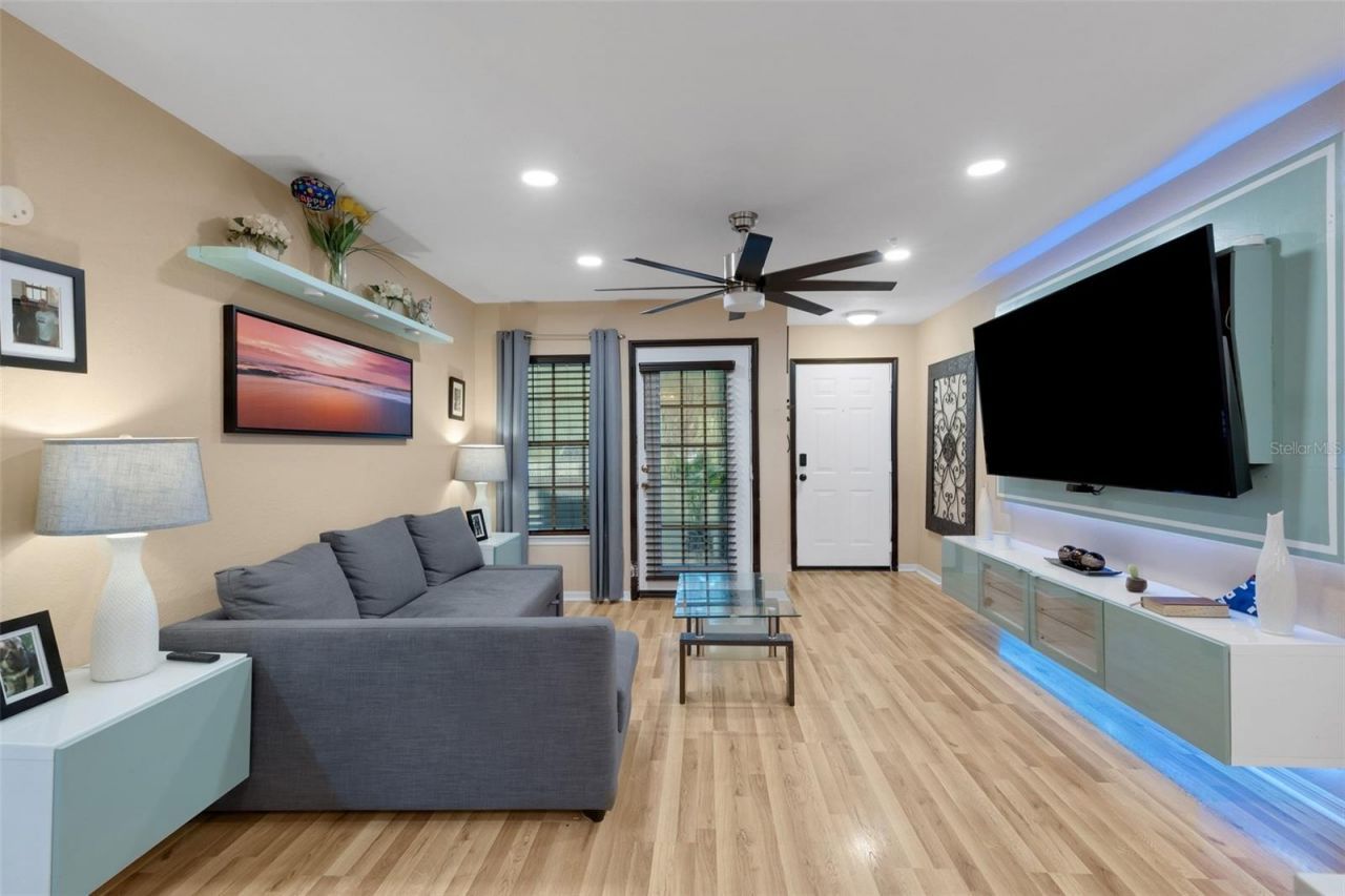 8809 Manor Loop, Unit 101, Lakewood Ranch, FL 34202 Photo