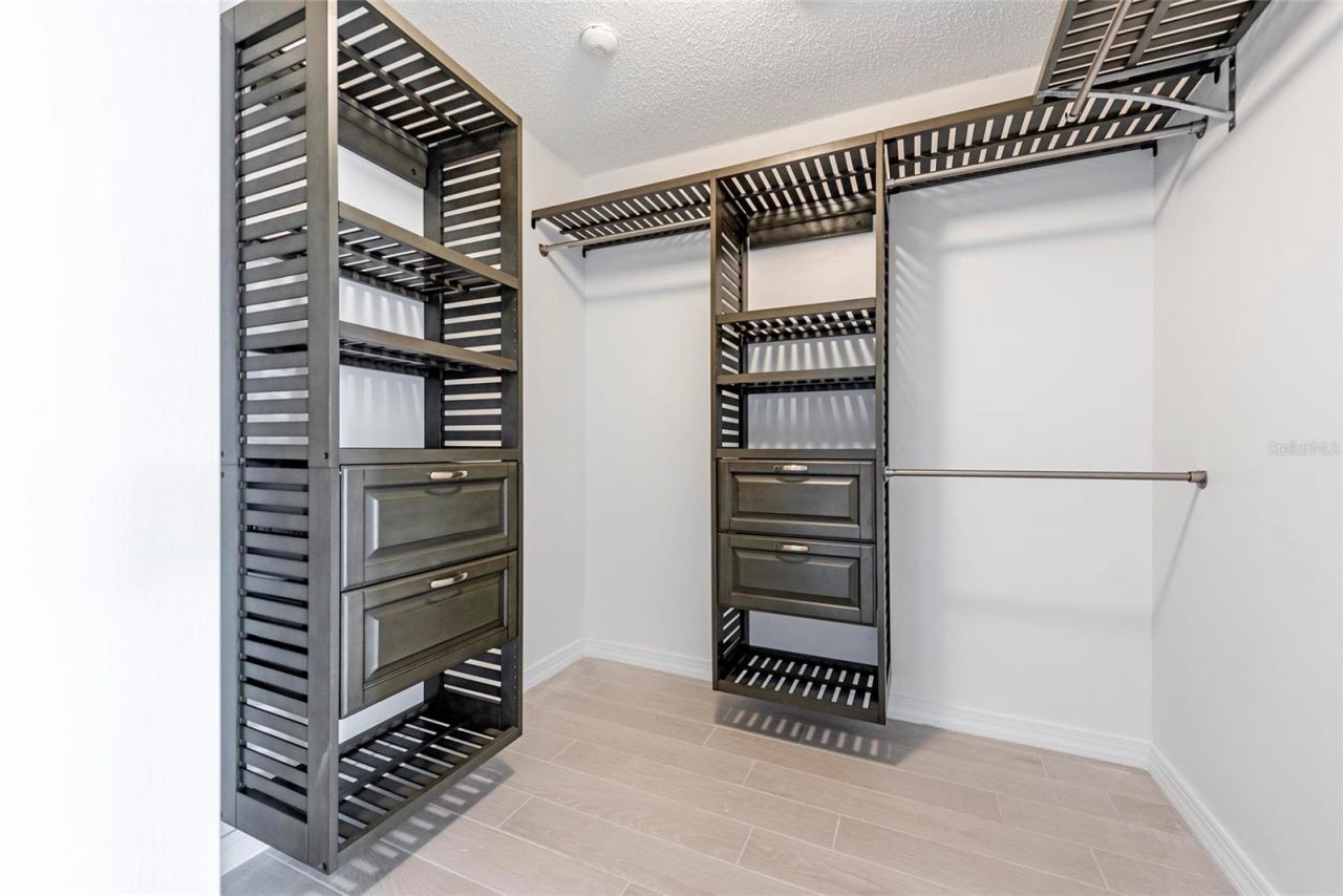 870 Hudson Avenue, Unit 870, Sarasota, FL 34236 Photo