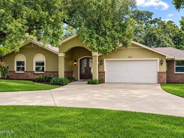 3810 Oakhill Drive , Titusville, FL 32780