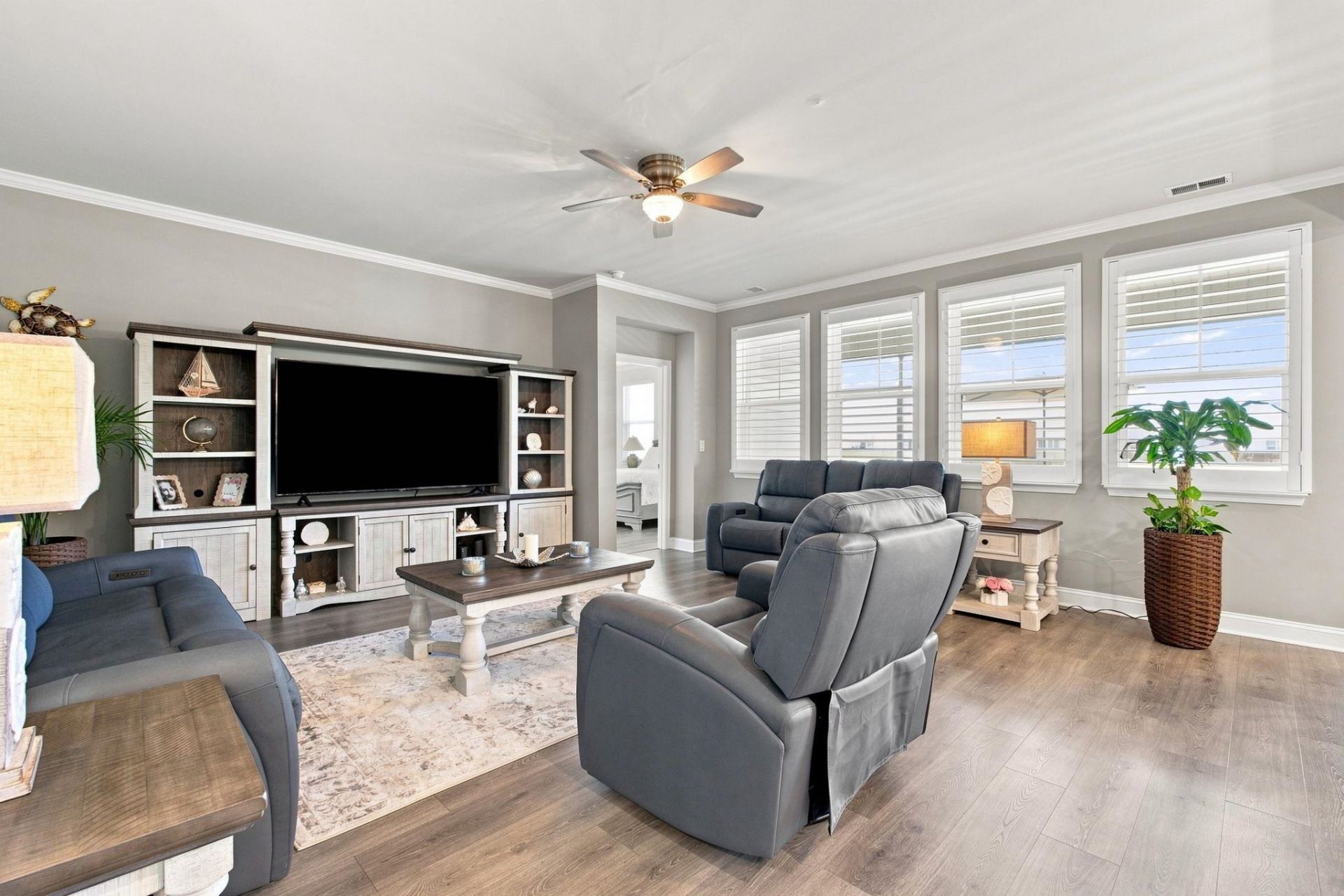 1050 Heather Glen Blvd. Photo 11
