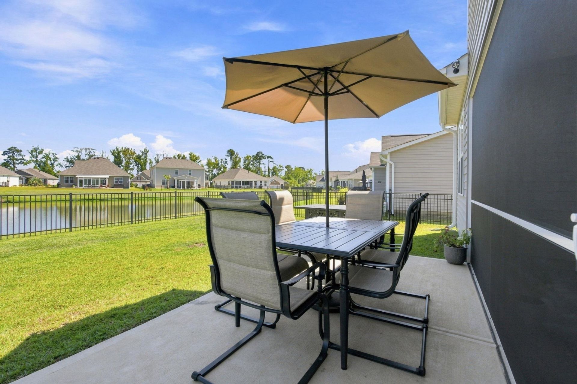 1050 Heather Glen Blvd. Photo 40