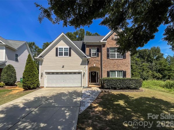 6019 Grassy Knoll Circle, Matthews, NC 28104