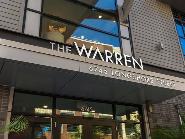 6745 Longshore Street , Unit 406, Dublin, OH 43017