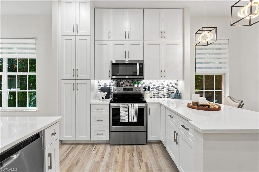 901 Egrets Run, Unit 202, Naples, FL 34108 Photo