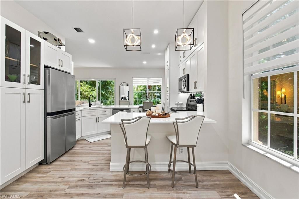 901 Egrets Run, Unit 202, Naples, FL 34108 Photo